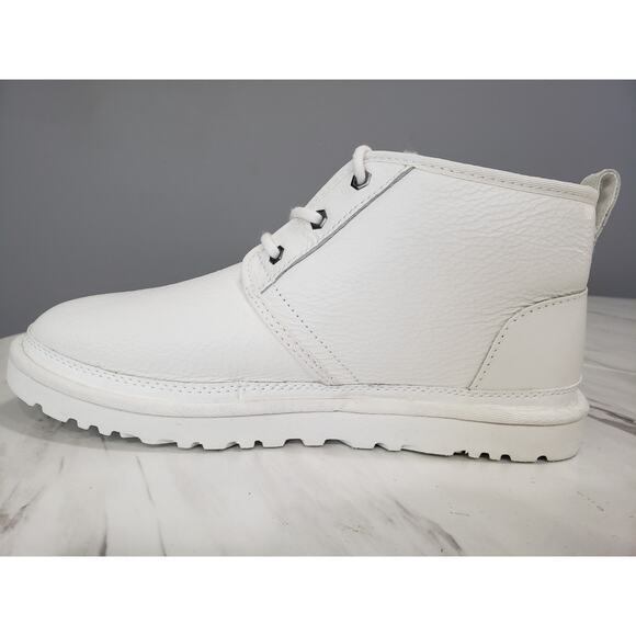 NEW WITHOUT BOX UGG Men’s Neumel Boot Solid White Chukka Size 10 WARM Bright - Picture 5 of 8